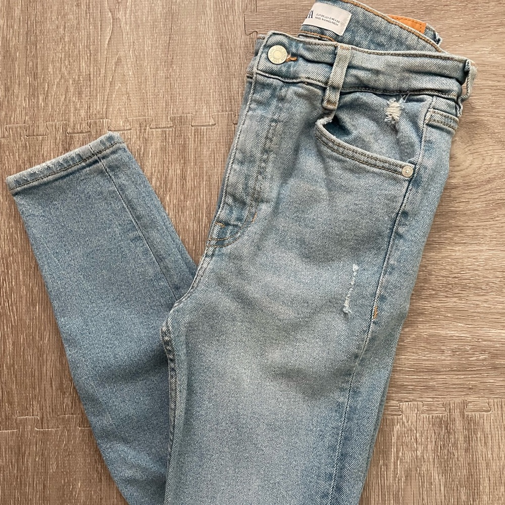Zara jeans